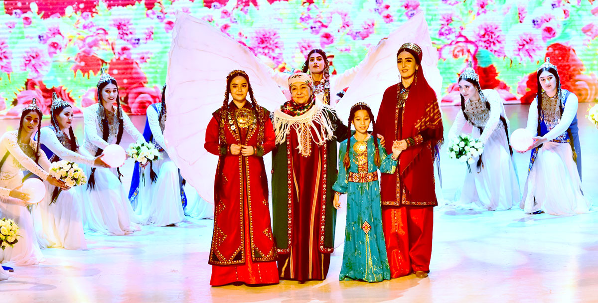 Zenan  diýmek  dünýedir